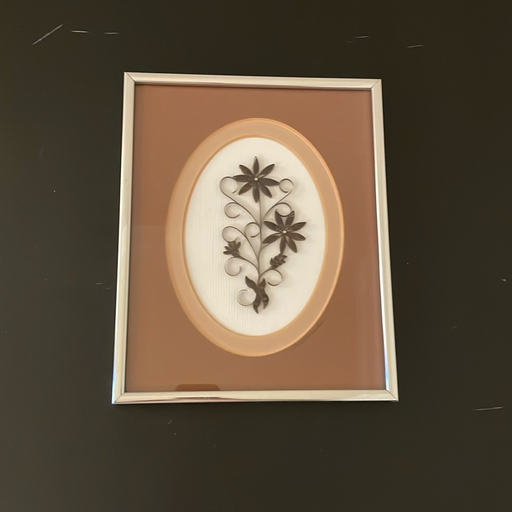 Hand-created quilling picture